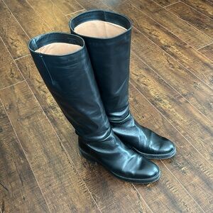 ZARA // Low Heeled Leather Tall Boots // US 9 (EU 40)